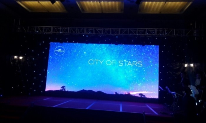 cho thuê màn che màn sao sân khấu