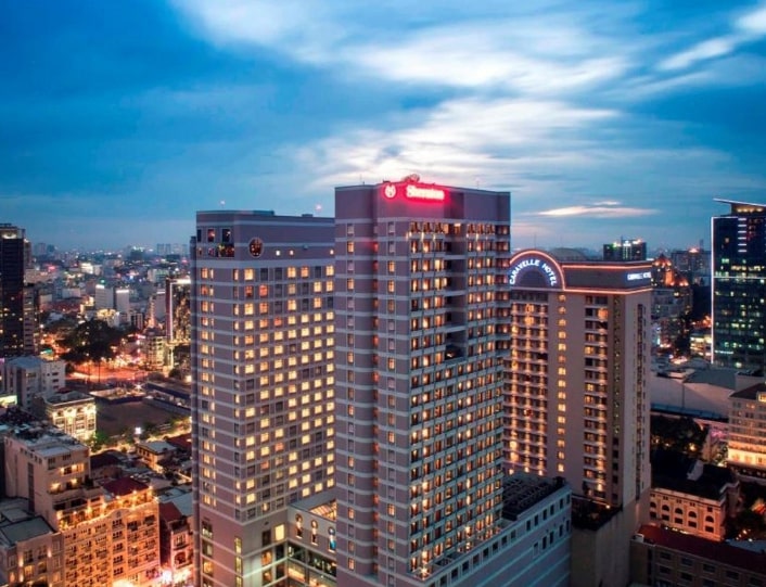 Khách sạn sheraton