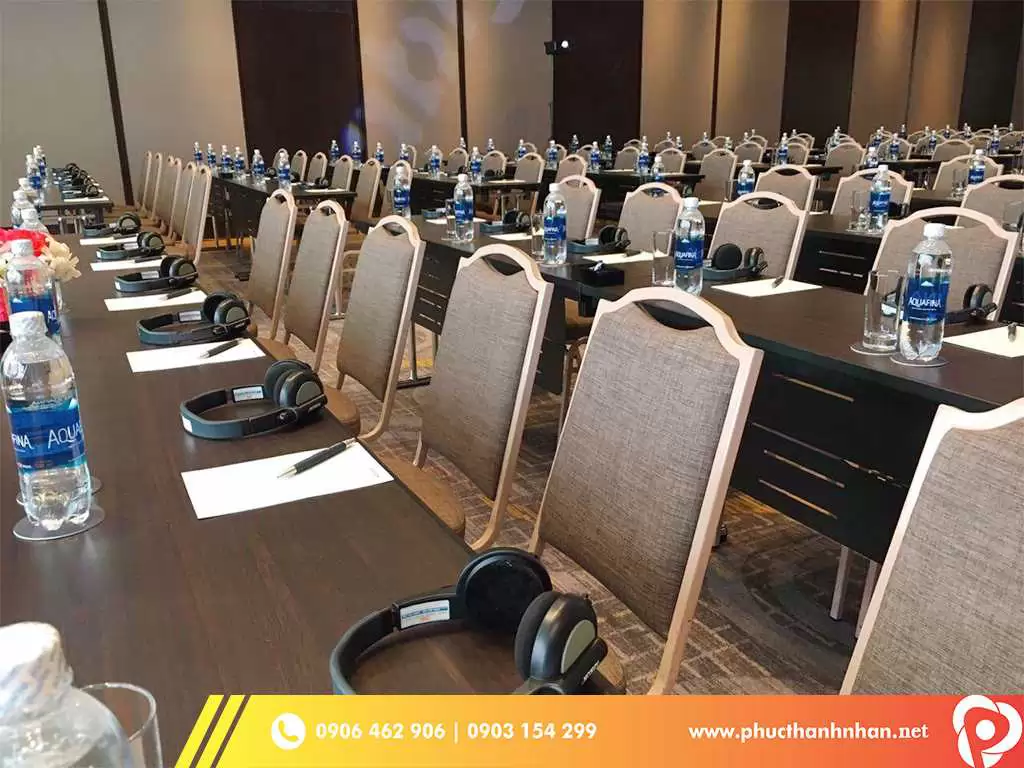 Cho thuê tai nghe dịch cabin