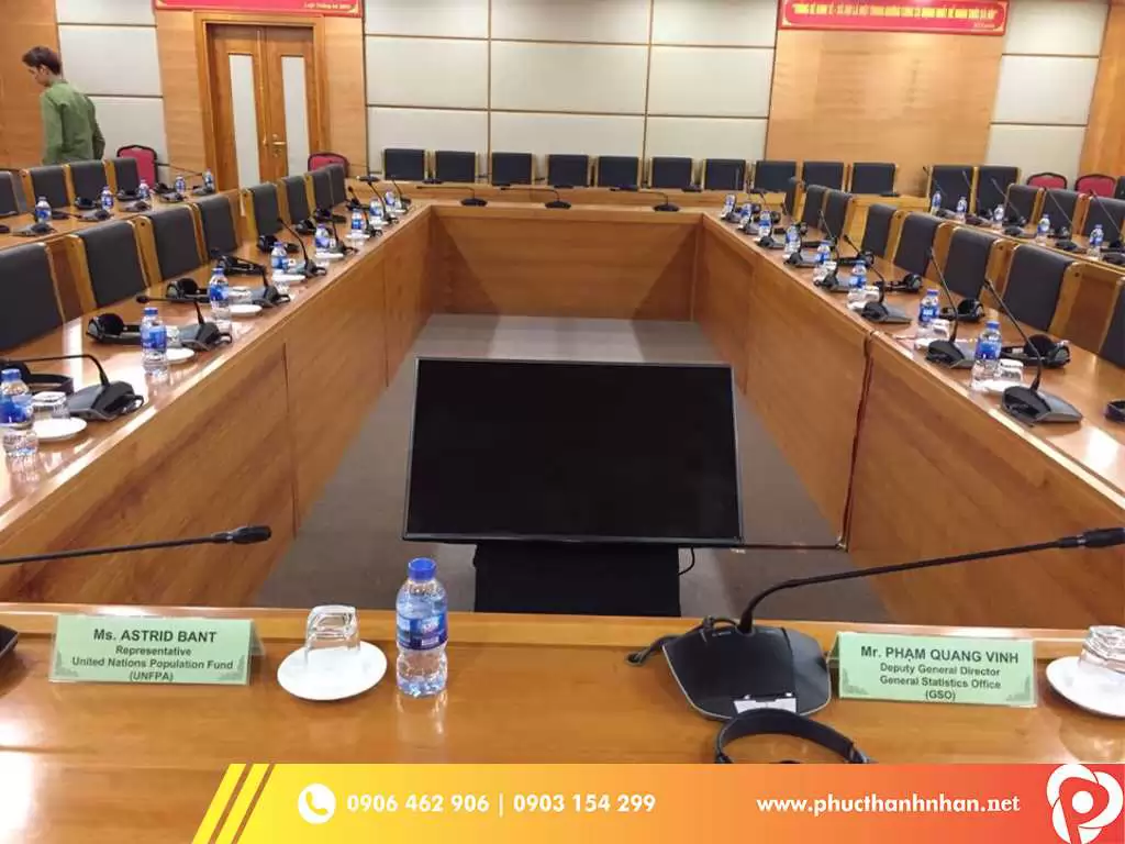 cho thuê Micro cổ ngỗng