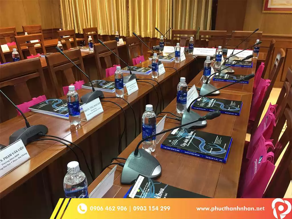 cho thuê Micro cổ ngỗng