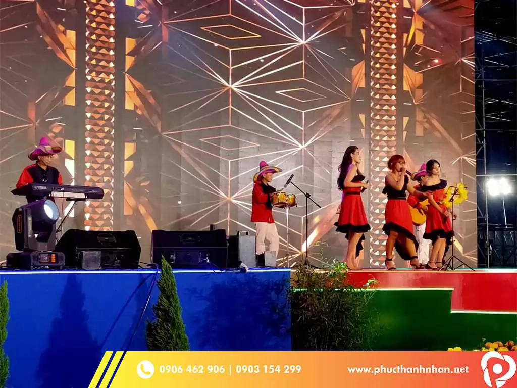 tổ chức sự kiện